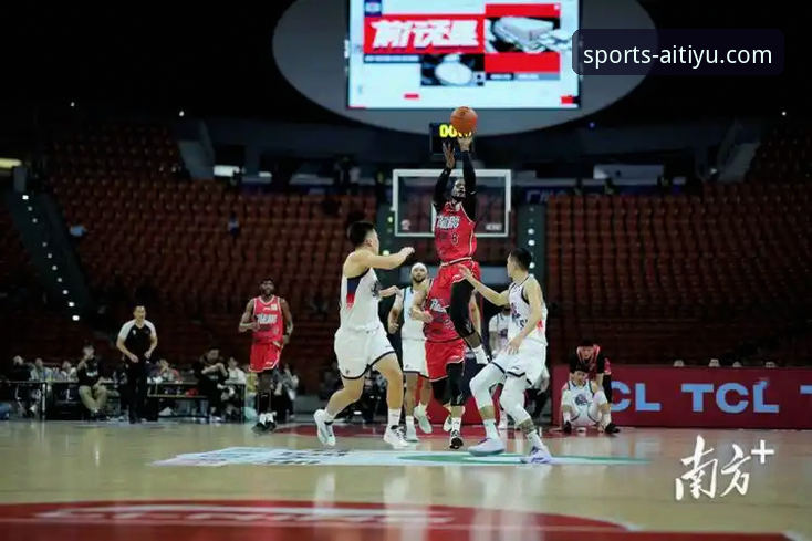 广州终结连败之战详解：徐昕威金顿联手，郭艾伦伤退成转折